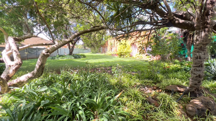 4 Bedroom Property for Sale in Langenhovenpark Free State